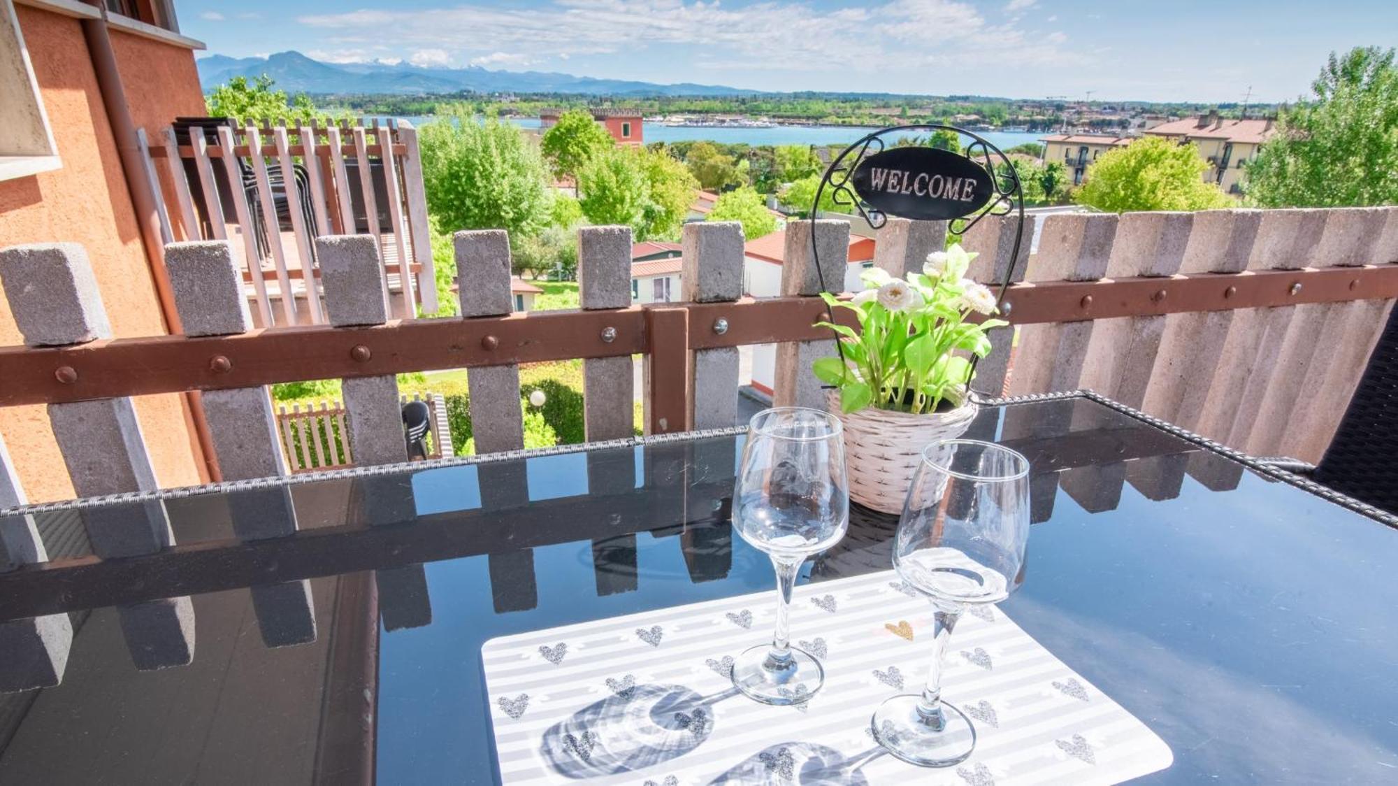 Zu Appartamento Peschiera - Ol Peschiera del Garda Exterior foto